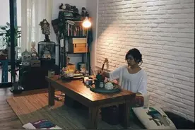 25万300平复式！复古怀旧风，喜欢收集小东西图片