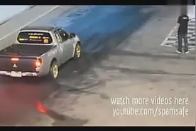 手扶拖拉机也是有速度可言的图片