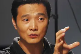 他比姜文冯小刚还爱在自己导的戏里当主角，黄磊离不开他图片