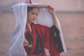 小说：她偷偷回家救治爷爷，意外遇到管家轻薄丫鬟，霸气处理管家图片