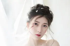 小说：我被人打晕，醒来发现自己被关在房间里，门外人竟是我发小图片