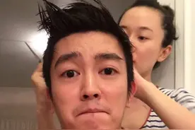 霍思燕秒变贤妻亲手替老公杜江理发  网友称赞手艺不错图片