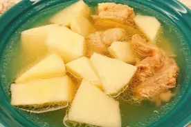 电饭锅蒸排骨汤，简单方便养生图片