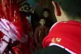 贵州农村结婚习俗 新娘的红盖头竟然不让新郎掀视频封面