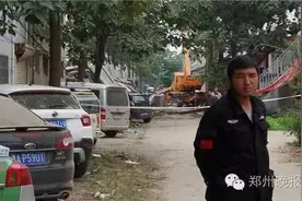 突发！古荥房屋倒塌，多人被埋！郑报融媒记者直击救援图片