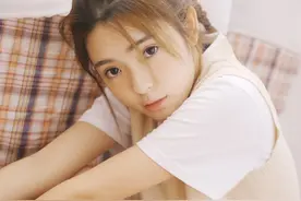 小说：俩少年偶遇美女同学，搭讪不成被强大魔物追赶逃命图片