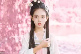 小说：樊乐儿觉得高叔叔很好，自己吃糠咽菜，却让她吃鸡蛋补身体图片