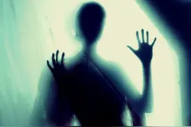 小说：女子偶遇大师寻得一瓶牛眼泪，竟能看到死去爷爷的亡魂图片