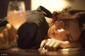 小说：穷小子逆袭神曲，评委称奇音乐天才，500位现场观众惊呆了~图片