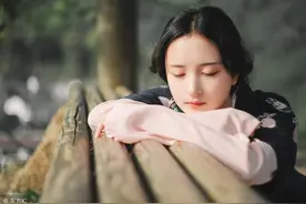 小说：嫂子要我给她按摩，我该按吗？图片