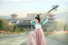 小说：穿越遇到恶婆子怎么办？手握空间，我智斗恶毒老太婆图片