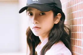 小说：白富美想勾引总裁还要装清纯，被小丫头一语道破，气疯了图片
