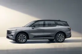 福特锐界L亮相，车长5米，7座比汉兰达舒服？也有混动版！图片