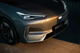 【选车】10-15万元的吉利银河E5哪款性价比更高图片