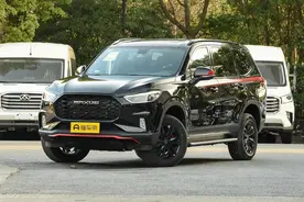 一款城市SUV，竟能看到这些硬派越野配置，试驾上汽大通D90图片