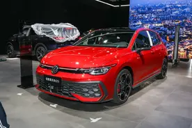 高尔夫GTI 2025款 380TSI DSG GTI车型大概如何？图片