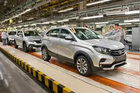 不止保时捷 俄罗斯“国民神车”拉达已停产5天 员工减薪图片