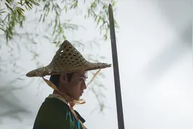 小说：妹妹告状，说姐姐深夜私自出府，父亲不问缘由就要责打图片
