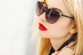 小说：我是一名保安，爱吃小熊饼干，守护一方平安图片