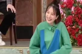 两年抱两！37岁知名女星摸孕肚报喜怀二胎，透露下月将停工待产图片