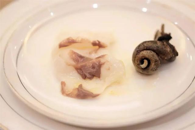 花胶竹丝鸡响螺 2026年花胶响螺鸡汤的功效