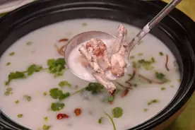 2003年，广东妇女捉蟾蜍煲汤，4名孩子中毒夭折，这毒为何如此强图片