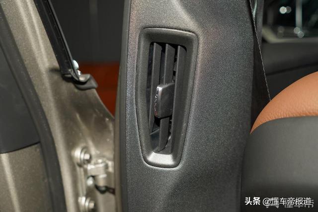 或为最美旅行车？实拍全新沃尔沃V60，33.99万元起售