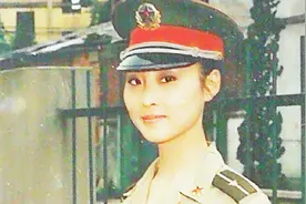 女军医转业自创业 为乡村智慧医疗辟新路视频封面