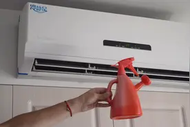 空调房里有异味怎么办？只需喷一点它，轻松除异味，效果太棒了视频封面