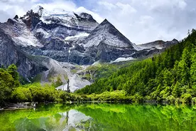 四川稻城亚丁景区正式实行有偿搜救 费用1.5万元起视频封面