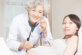 看胎心监护图时，胎儿发育情况这几个数据才是关键，你会看吗？视频封面