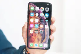 华为Mate20放大招，支持双卡双待双通，iPhone Xs MAX再次落后视频封面