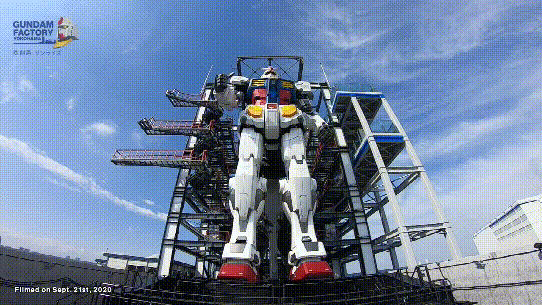 日本巨型高达震撼亮相，为什么男人总想开一回机甲图片