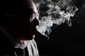 拍烂片跌下神坛，这是对他最大的误解图片