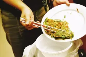 注意！饭菜超过8小时就算隔夜饭，这个温度下容易产生致病菌图片