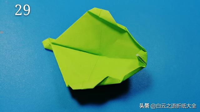 折一个酷酷的奥特曼给孩子玩吧，小孩子很喜欢哦