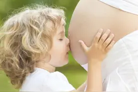 为什么二胎家庭中，老二更聪明？专家：这些条件很难给到大宝图片