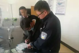 威海这位学员驾驶私家车上路练车图片