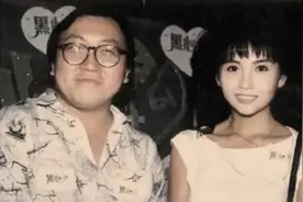 乘风破浪的王晶：捧红邱淑贞，成就周星驰，却是“烂片之王”图片