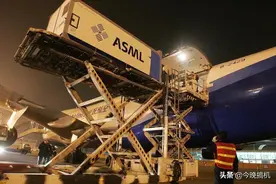 ASML正式宣布，不能向中国出口EUV光刻机图片