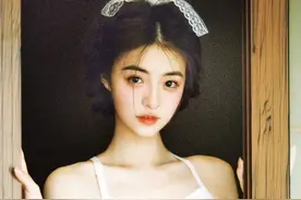 薄外套+连衣裙=今秋最in穿搭，巨美巨时髦图片