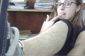 为什么有的女性体毛旺盛，有的“光秃秃”？哪种人更健康？图片