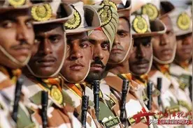 印度独特的军衔体制图片