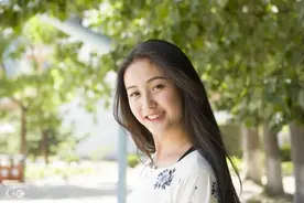 小说：遇到一个有些像你的人，让我心慌，想起了远方的你图片