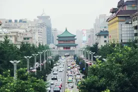 西安人口密度第一大城区，面积23平方千米，常住人口约76万人图片