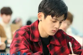 网剧《非处方青春》第13-15集剧情介绍：西西被诬当小偷图片