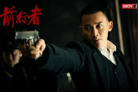 连夜冲上飙升榜第二！《前行者》首播，聂远张鲁一甩出谍战剧王炸图片