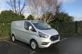 测试全新福特全顺定制PHEV插电混动版：面包车的未来趋势？图片