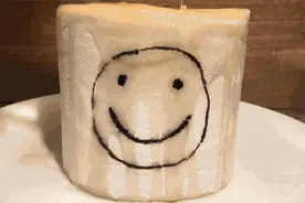 3名女大学生被泼硫酸，脸部冒烟，眼睛失明：女孩该如何保护自己图片