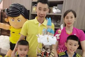 李宗伟庆39岁生日，千万抗癌成功3年瘦至“脱相”，母子亲密陪伴图片